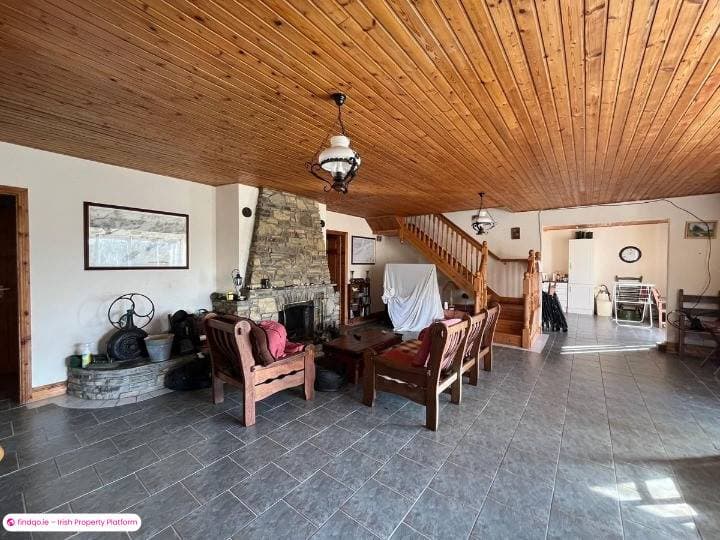 Detached house for Sale in Schull, Cork