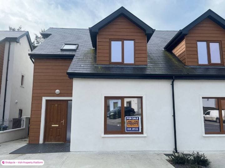 Semi-detached house for Sale in Durrus, Cork