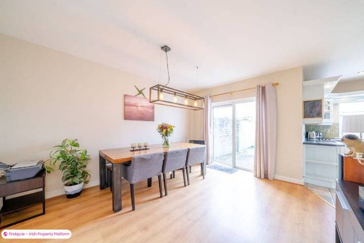 Semi-detached house for Sale in Castlebar, Mayo