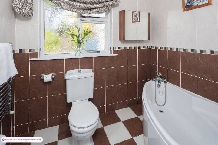 Detached house for Sale in Midleton, Cork