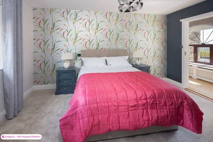 Detached house for Sale in Midleton, Cork