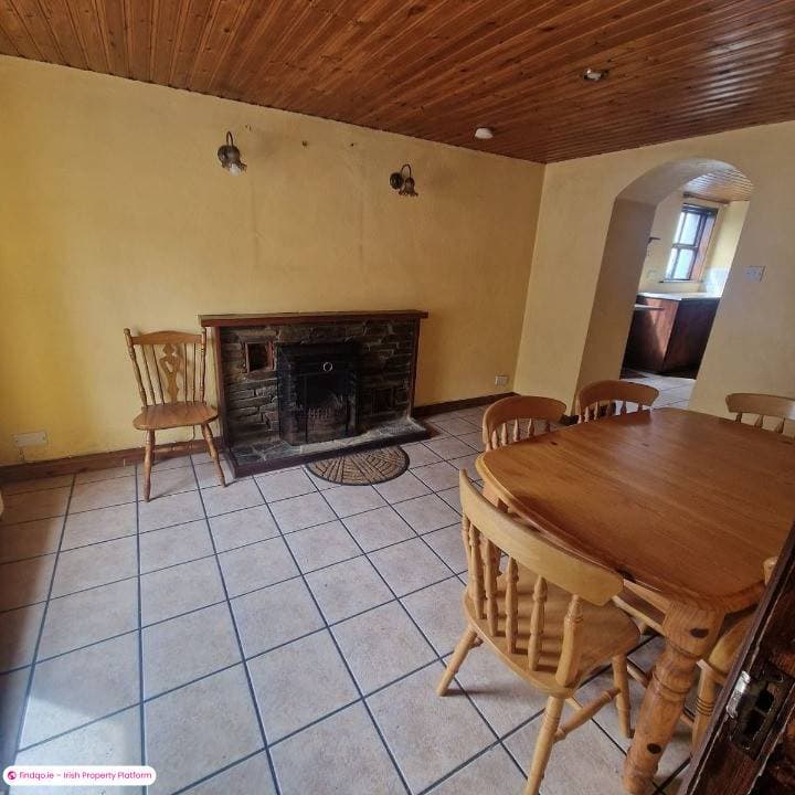 Terraced house for Sale in Bantry, Cork