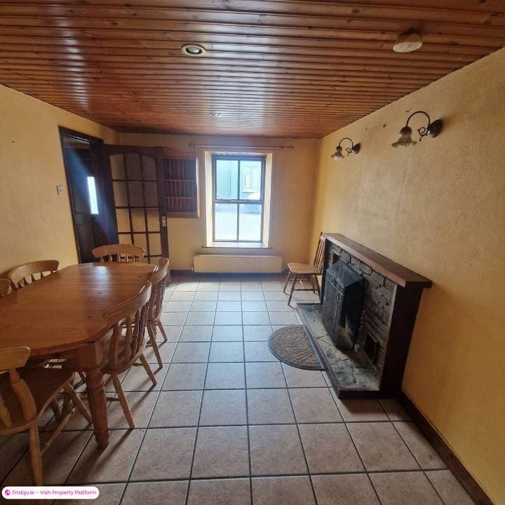 Terraced house for Sale in Bantry, Cork
