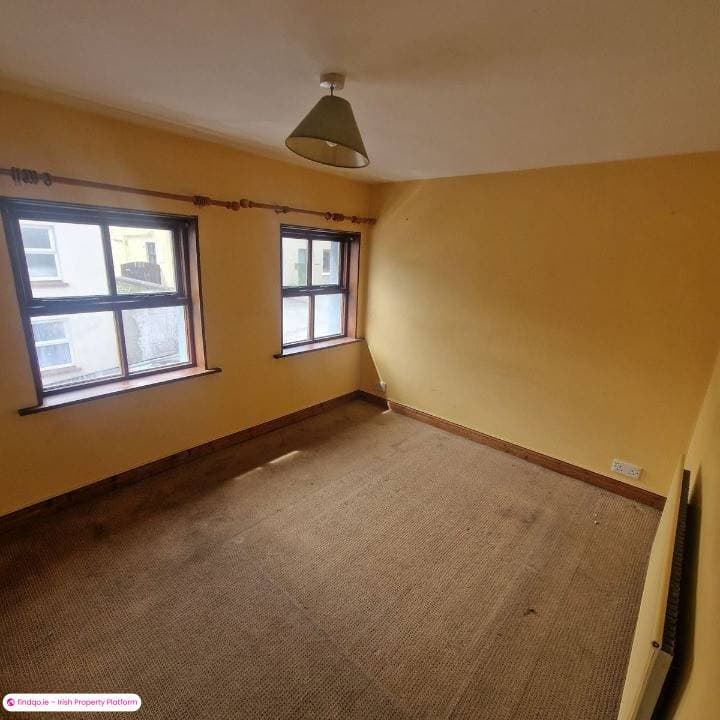 Terraced house for Sale in Bantry, Cork