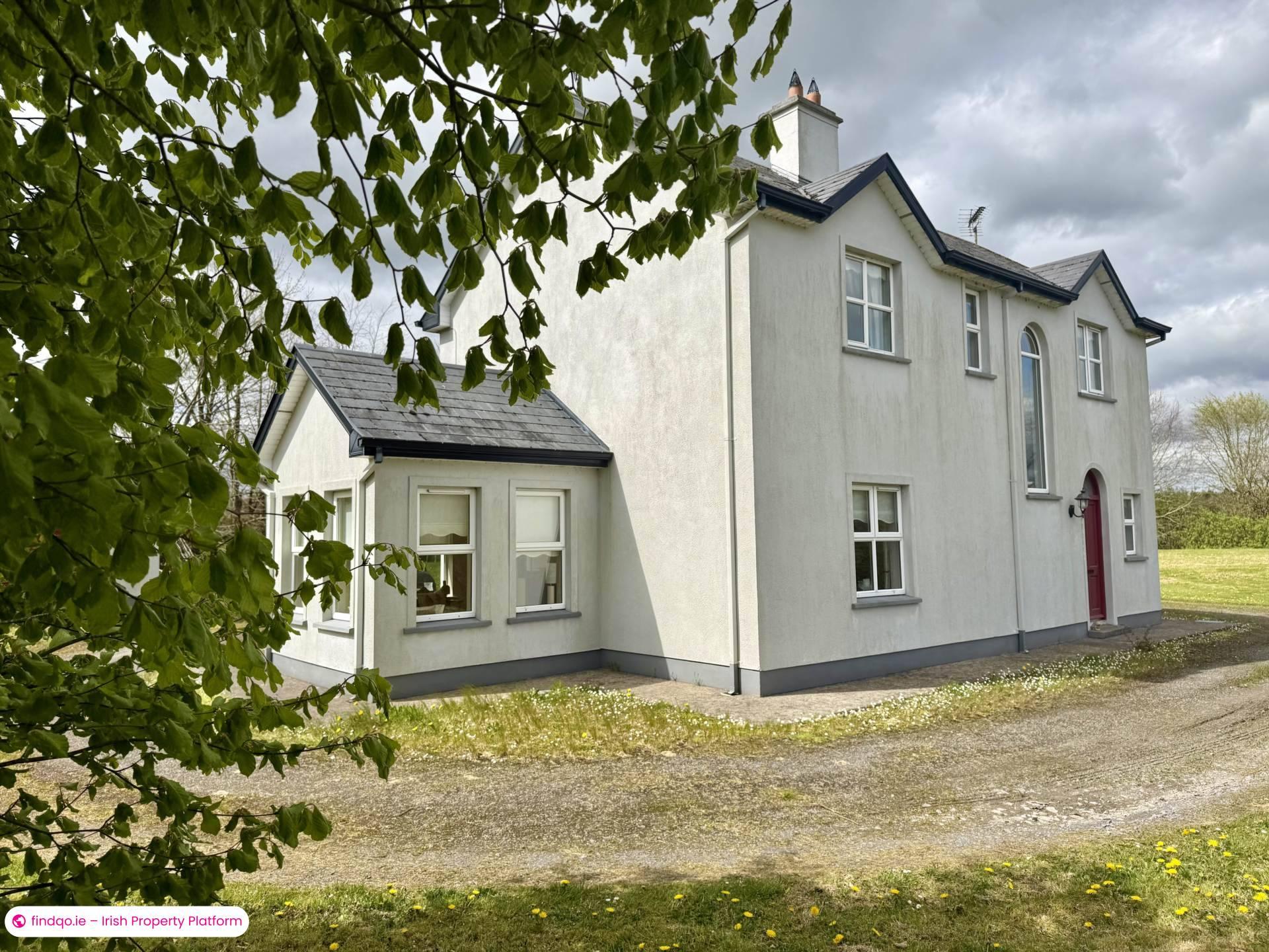 Detached house for Sale in Ballyhaunis, Mayo