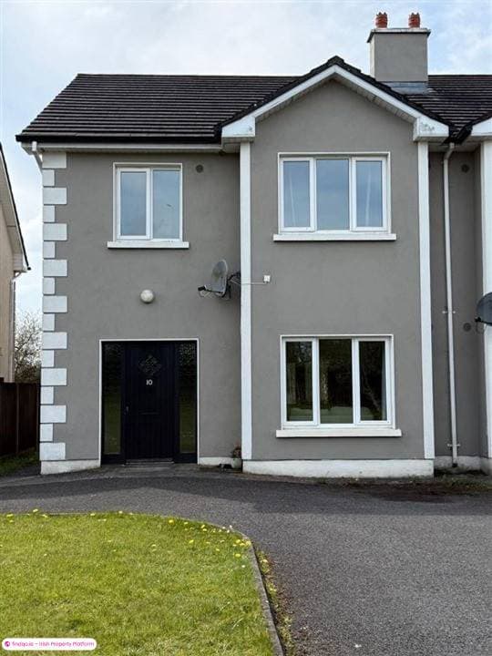 Semi-detached house for Sale in Ballaghaderreen, Roscommon