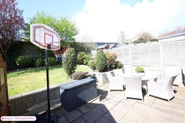 End of terrace house for Sale in Carrigaline, Cork