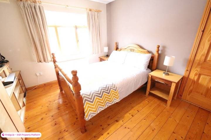 End of terrace house for Sale in Carrigaline, Cork