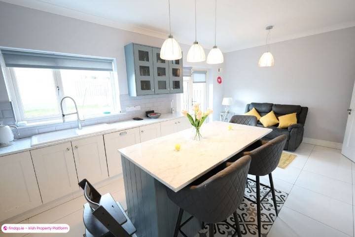 End of terrace house for Sale in Carrigaline, Cork