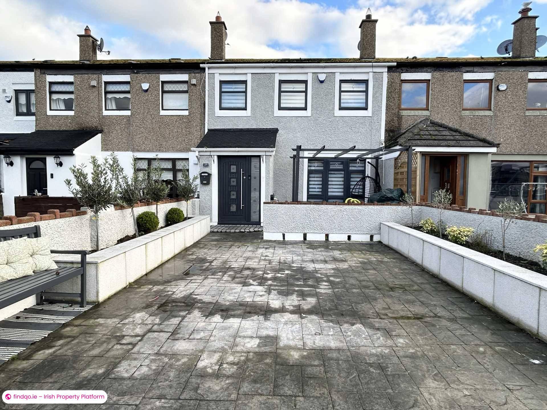 Semi-detached house for Sale in Dublin 17