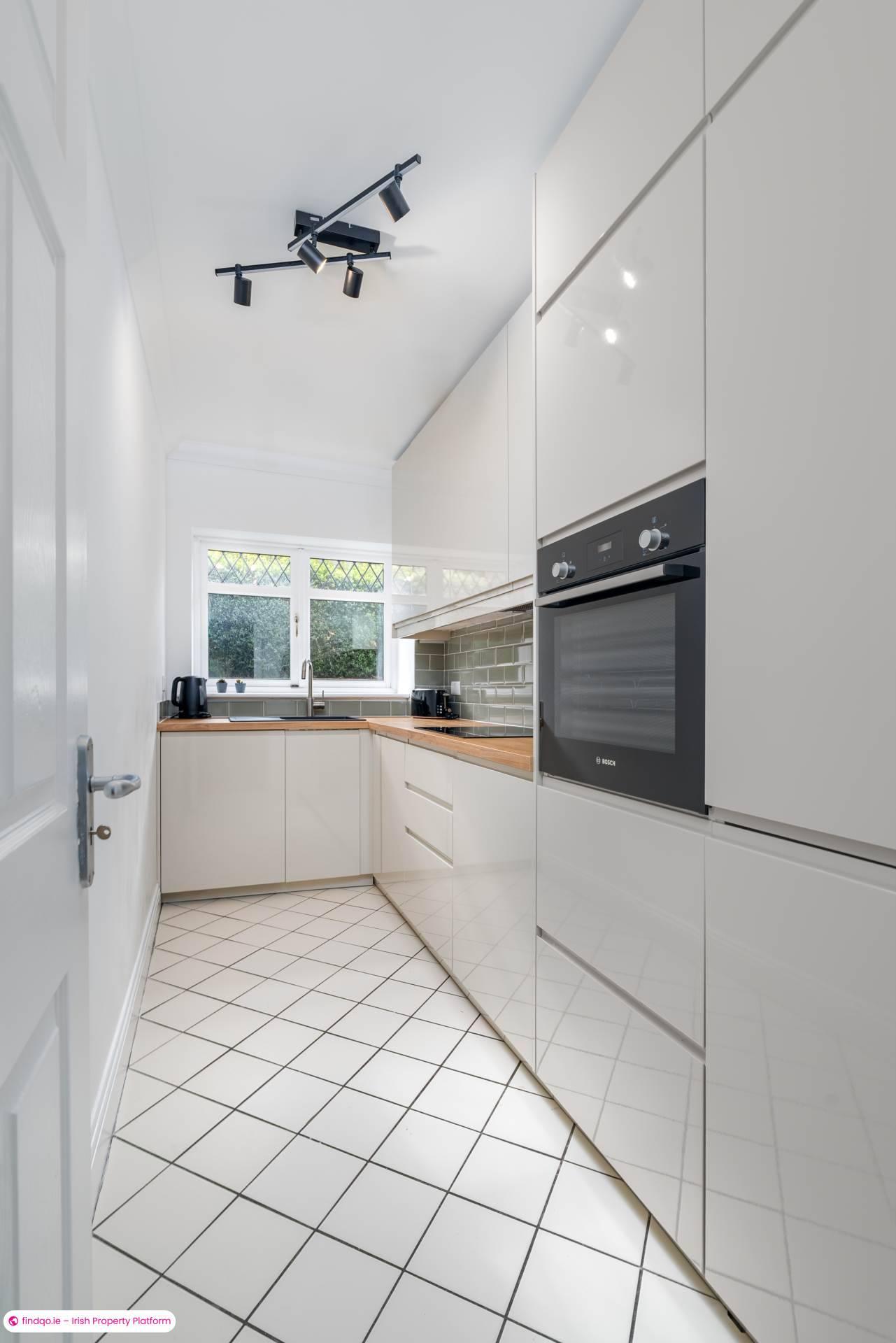 2 Bedroom Property for Rent in Glenageary, Dublin (County)