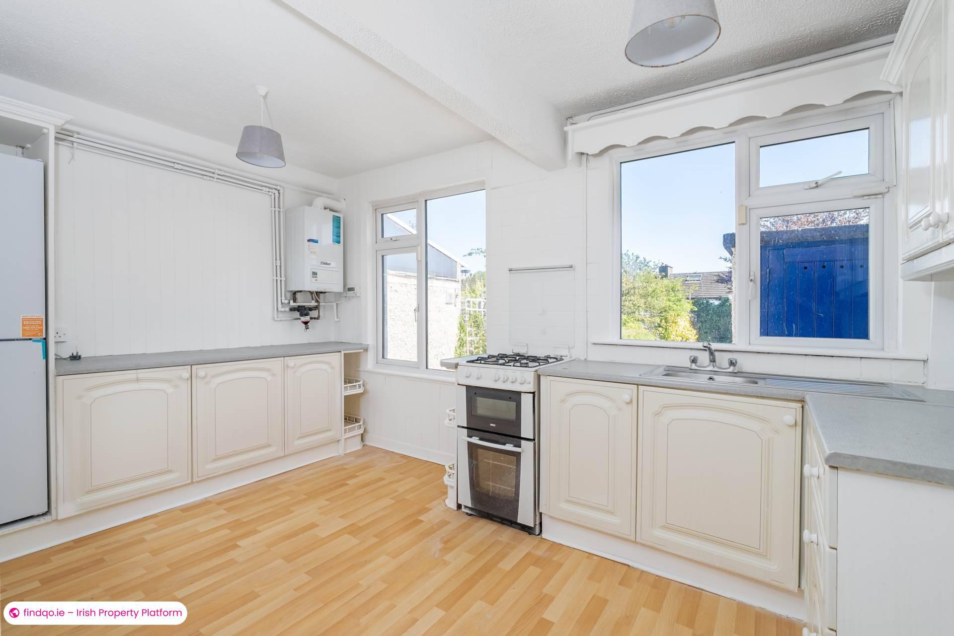 End of terrace house for Sale in Dublin 12