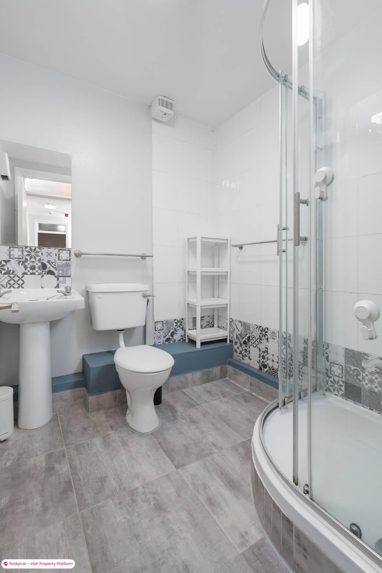 2 Bedroom Apartment for Rent in Blackhall Square, Smithfield