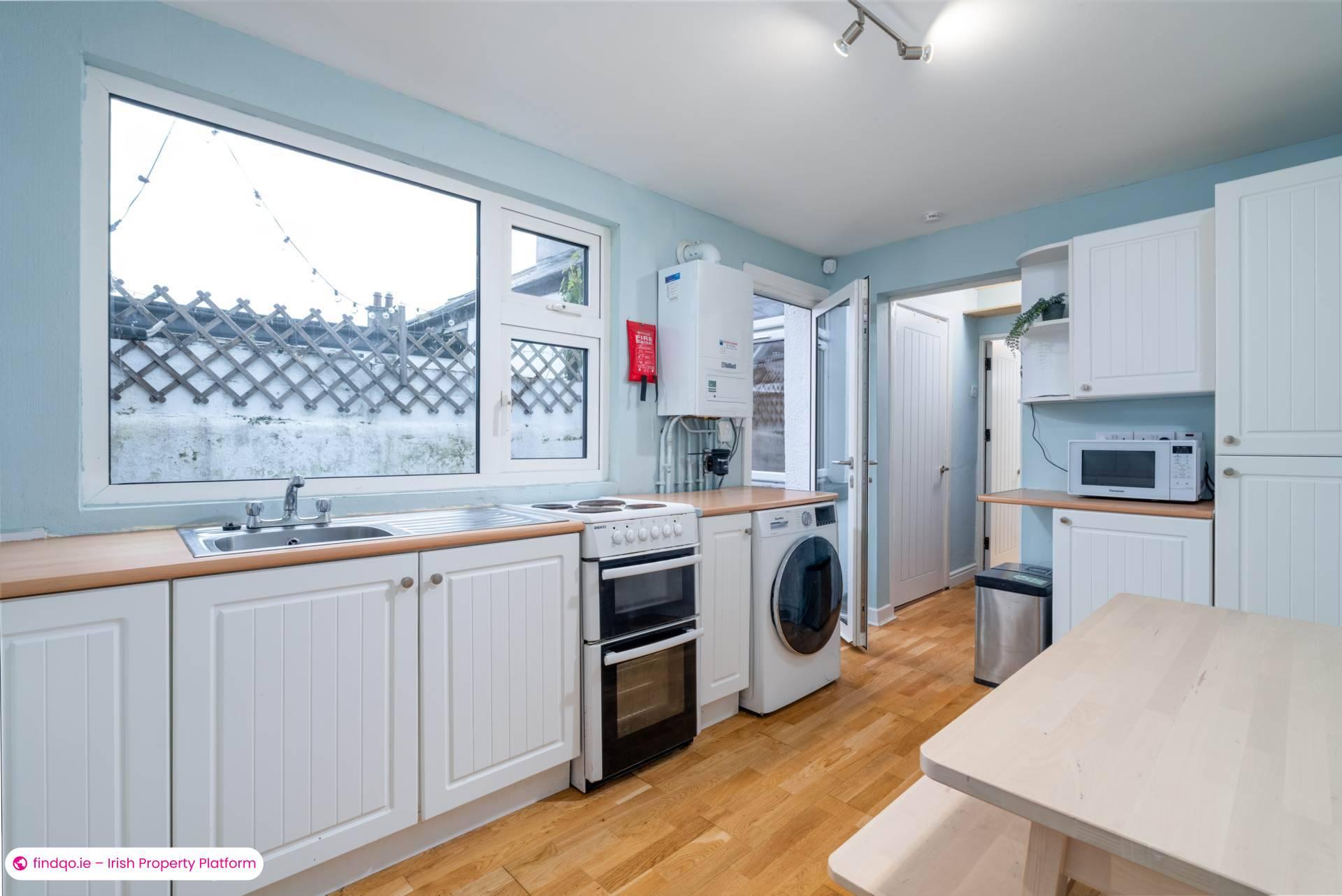 Terraced house for Sale in 11 Arklow Street, Dublin  7