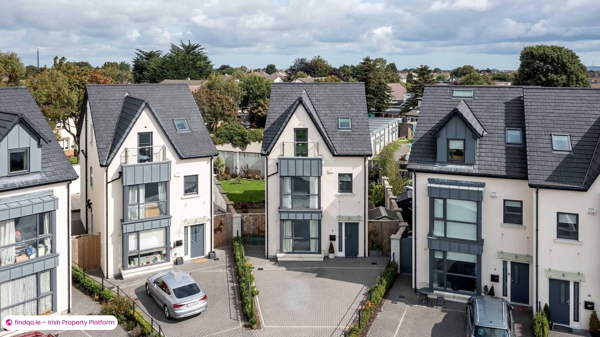 Detached house for Sale in Dublin 12