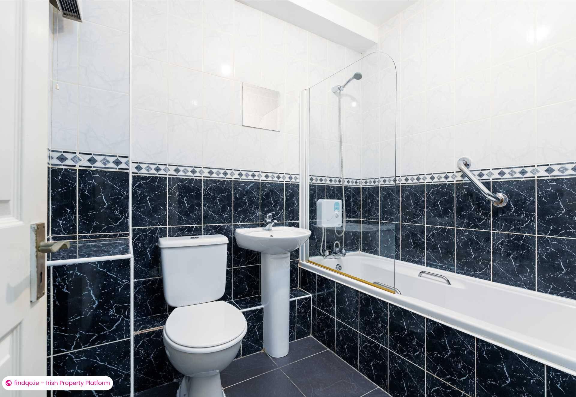 Apartment for Sale in 9 The Spinnaker, Arran Quay