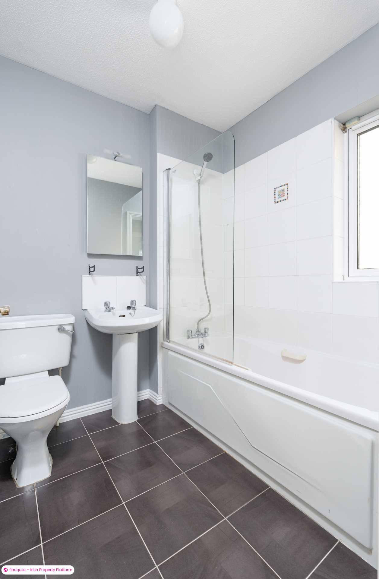 Semi-detached house for Sale in Dublin 15