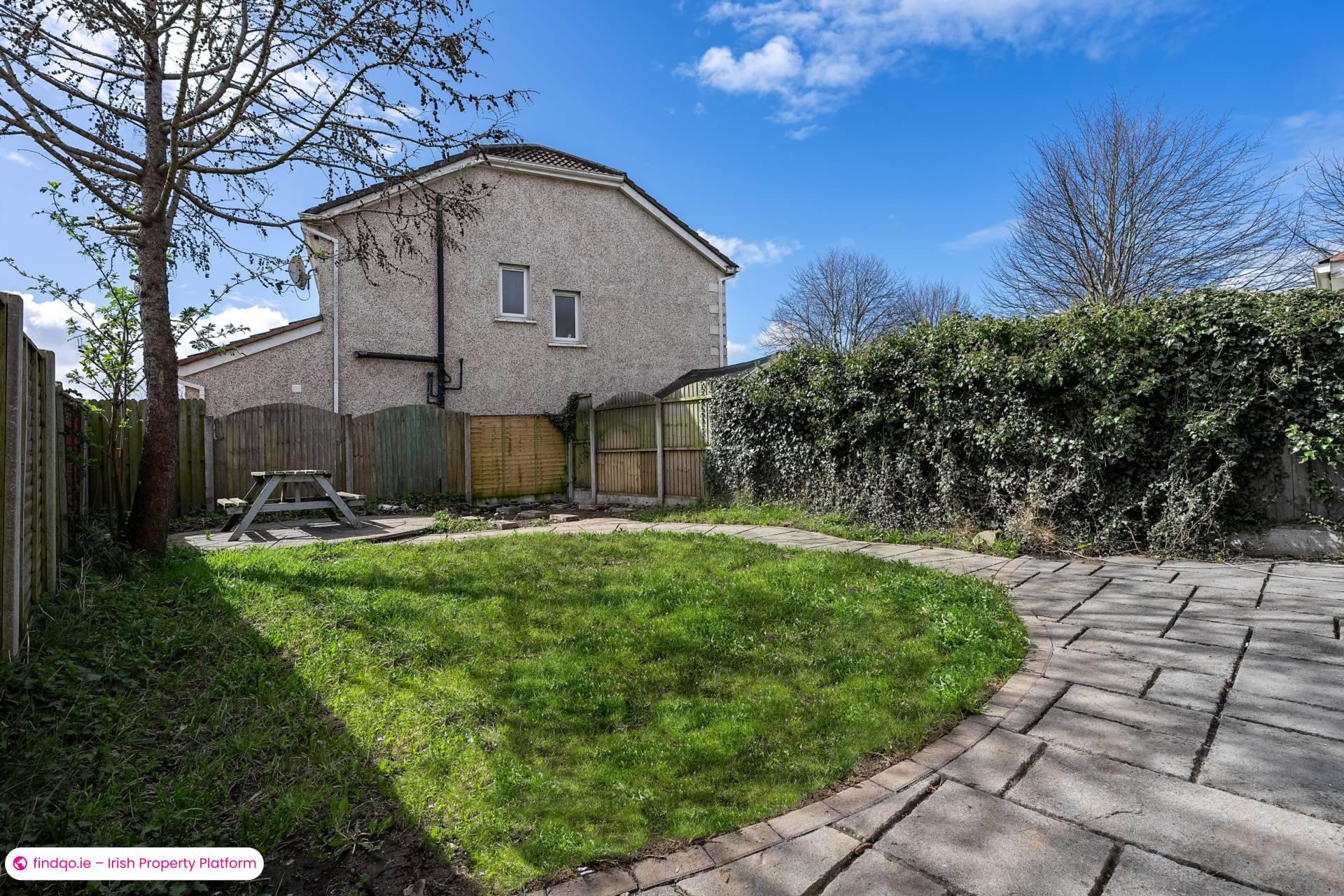 Semi-detached house for Sale in Dublin 15