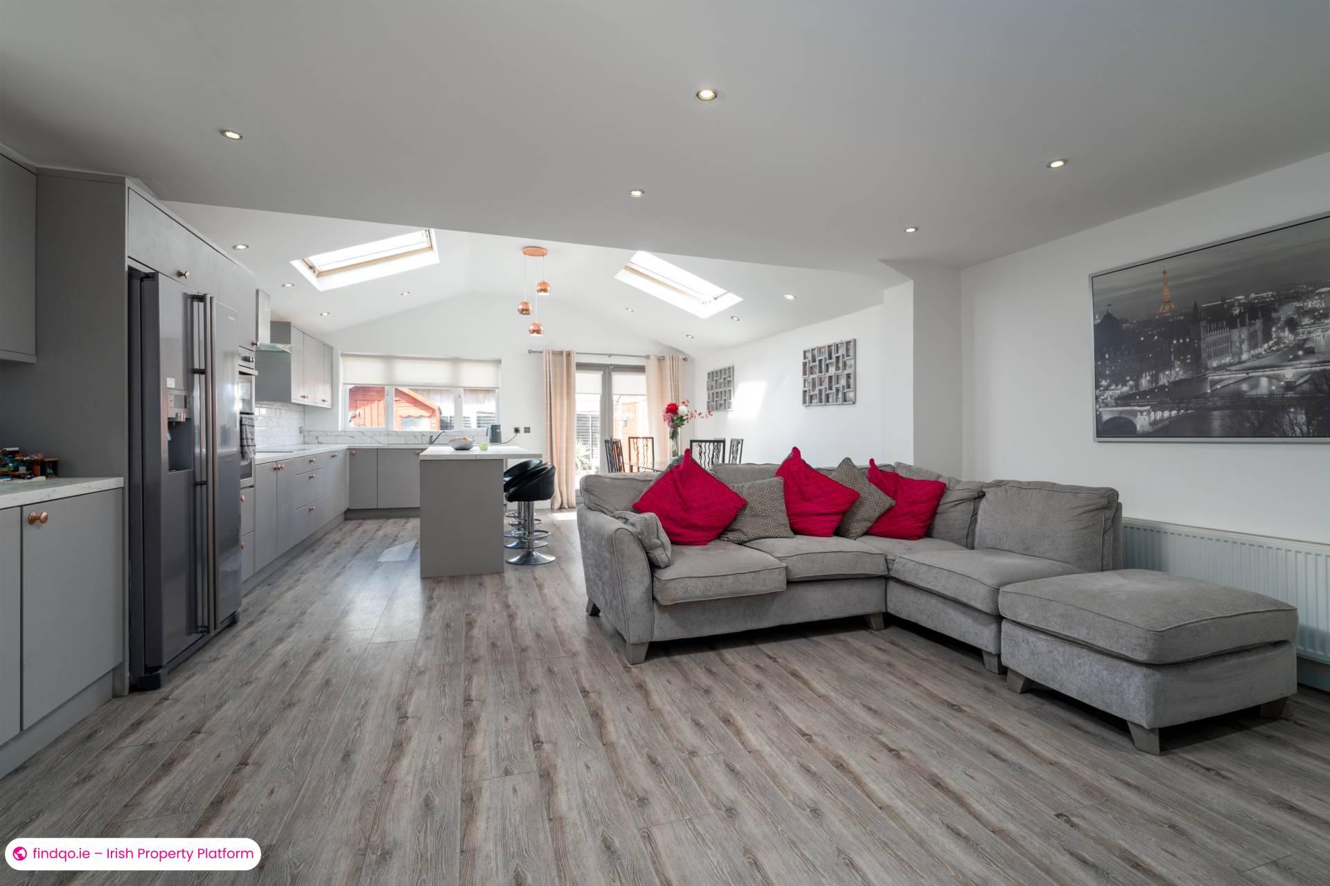 Semi-detached house for Sale in Dublin 15