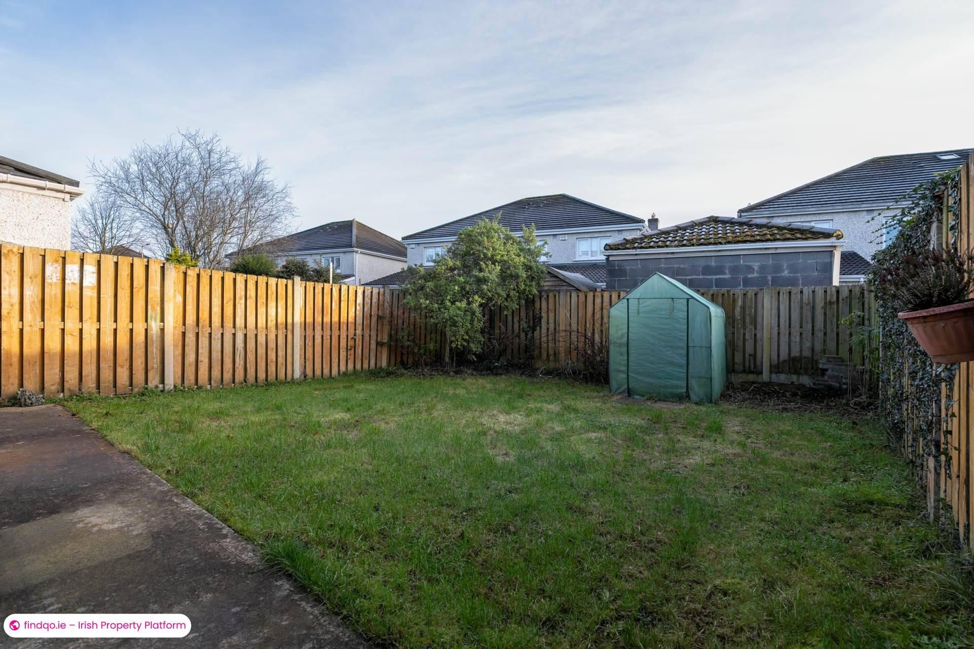 Semi-detached house for Sale in Dublin 15