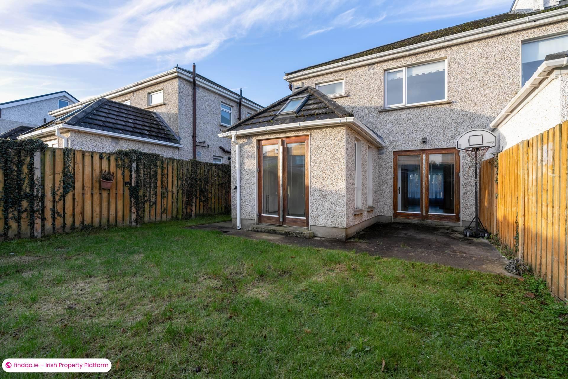 Semi-detached house for Sale in Dublin 15