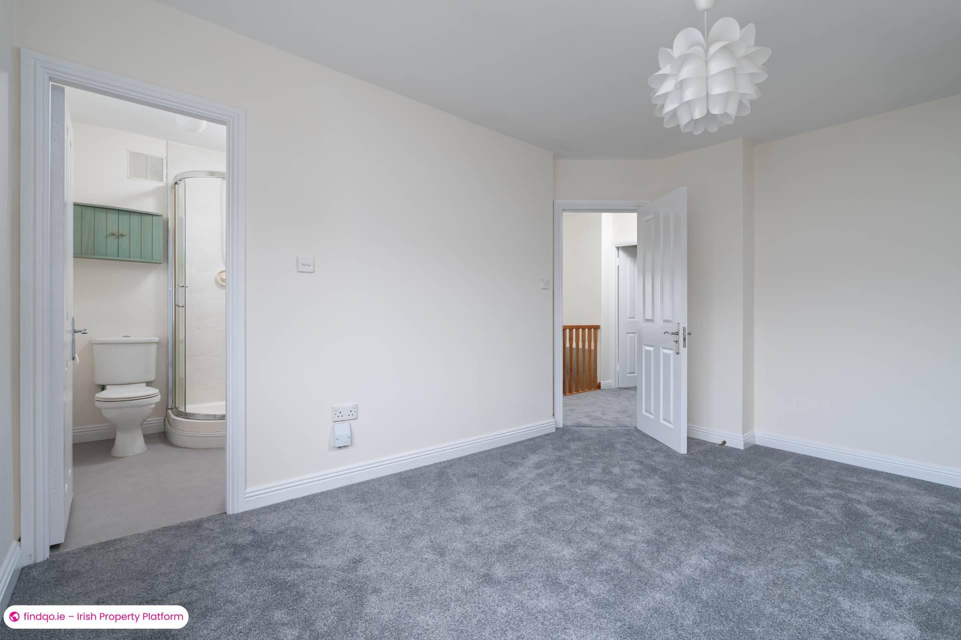 Semi-detached house for Sale in Dublin 15