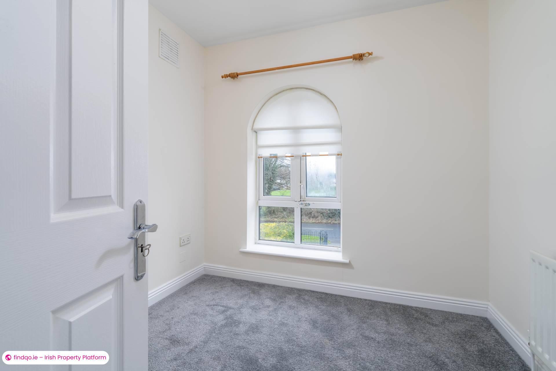 Semi-detached house for Sale in Dublin 15