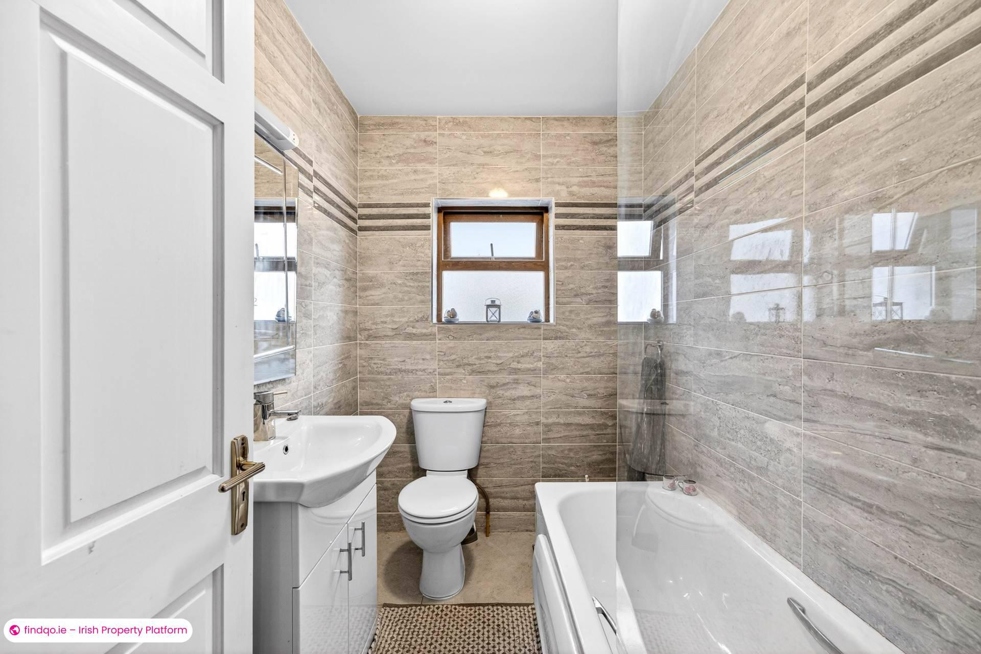 Semi-detached house for Sale in Ballinrobe, Mayo